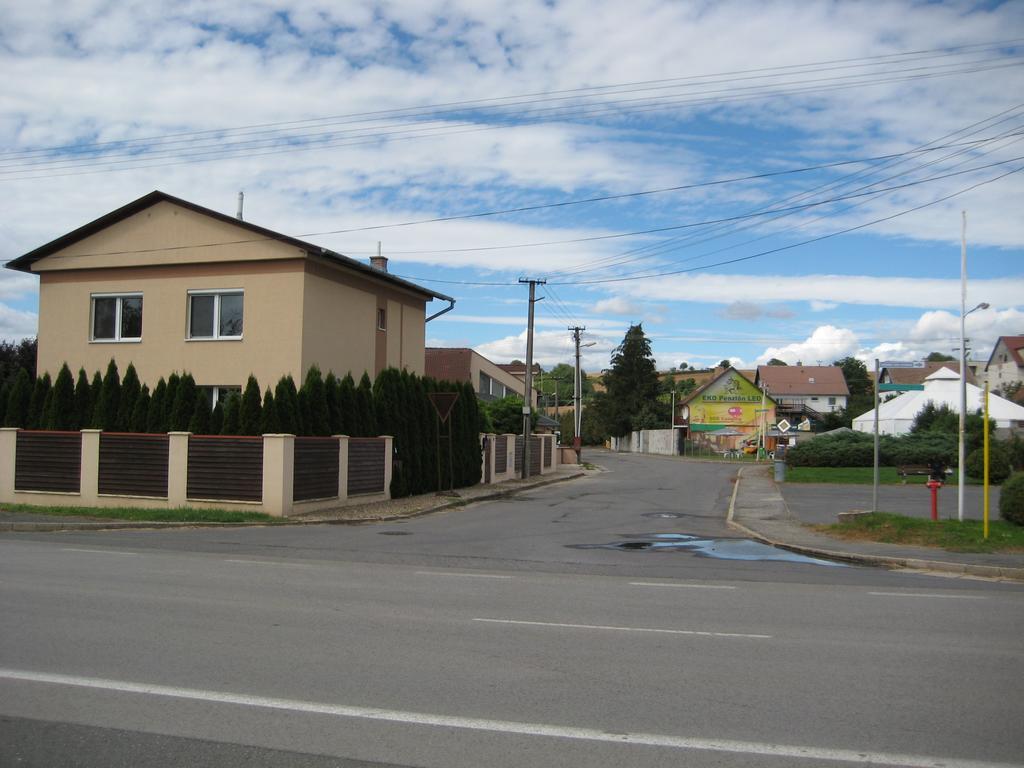 Eko Penzion Leo Dudince Exterior photo